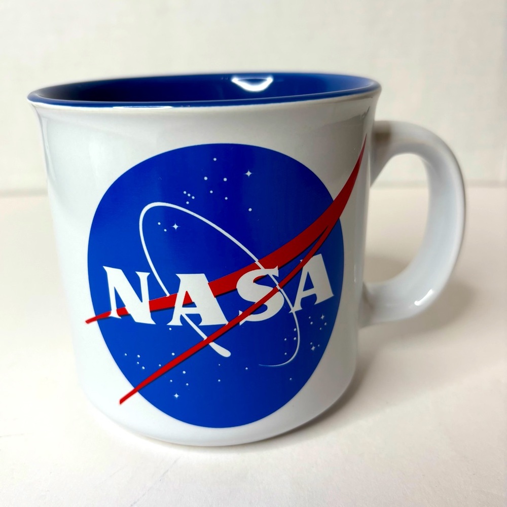 NASA ceramic Coffee Mug 20 oz., blue inside, back to back logo. Brand new